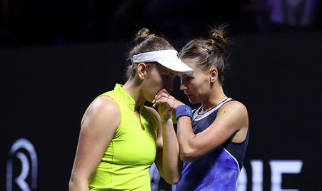 Elise Mertens and Veronika Kudermetova, WTA Finals 2025
